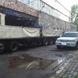Вантажні перевезення на грузовому автомобілі з маніпулятором