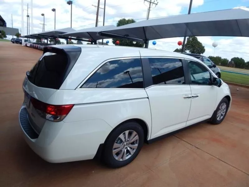 Автомобіль на продаж Honda Odyssey 2014