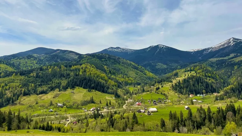 Продам ділянку 50 соток у найвисокогірному місці Карпат,  Дземброня 8